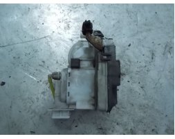 Volkswagen Golf III Zamek drzwi lewy przód 