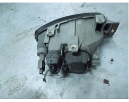 Renault Clio I LIFT Lampa lewy przód