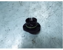 Mazda 6 I 2.0 B 16v LIFT Korek wlewu oleju