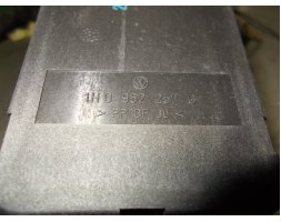 Volkswagen Golf III Kombi Pompka centralnego zamka