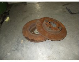 VW Golf III 1.9 TDI Kombi Tarcze hamulcowe przód