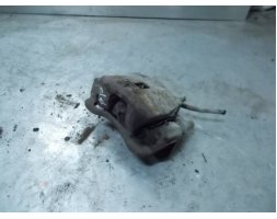 Legacy II 2.2 Kombi Zacisk hamulcowy prawy przód