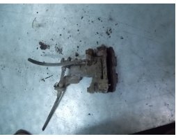 Mazda 6 I 2.0 B LIFT Zacisk hamulcowy prawy tył