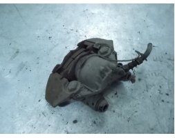 Peugeot 306 1.4 Zacisk hamulcowy prawy przód