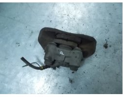 Peugeot 306 1.4 Zacisk hamulcowy prawy przód
