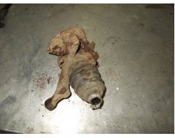 VW Golf III 1.9 TDI Kombi Zwrotnica piasta prawy P